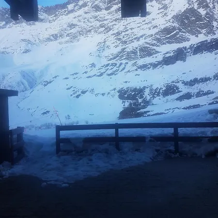 Apartman With Terrace Overlooking The Slope *